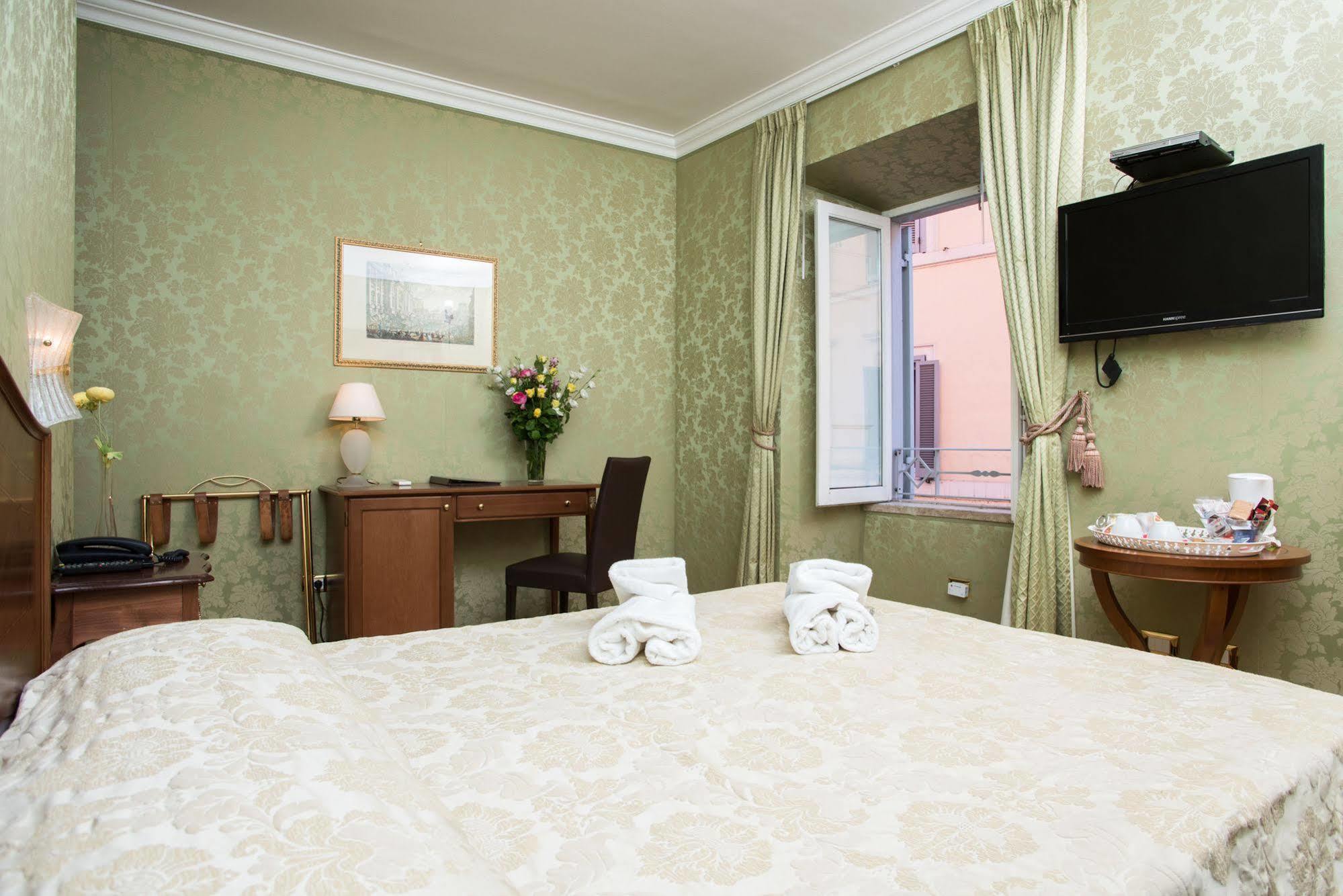 Bq House Trevi Luxury Rooms Rome Bagian luar foto