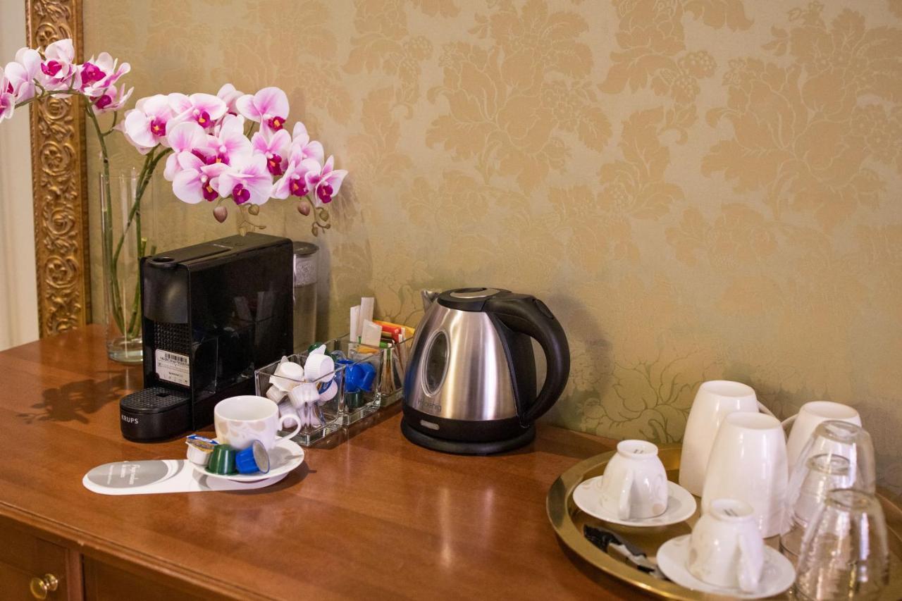 Bq House Trevi Luxury Rooms Rome Bagian luar foto