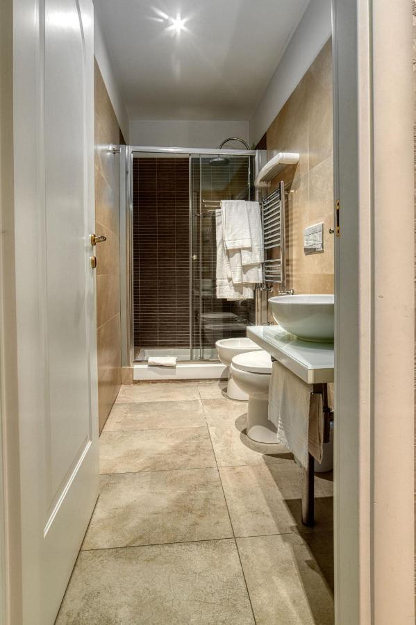 Bq House Trevi Luxury Rooms Rome Bagian luar foto